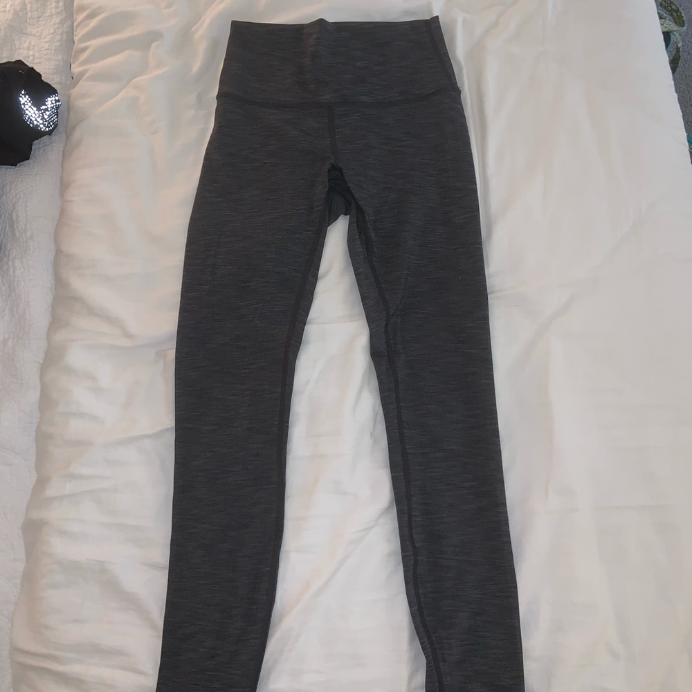 Gray Lululemon Wunder Under Leggings Size 4